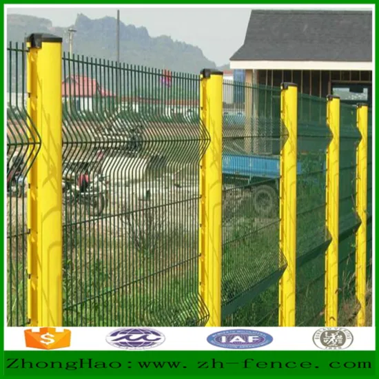 Galvanized and PVC coated triangle bending fence/welded mesh fence for selling