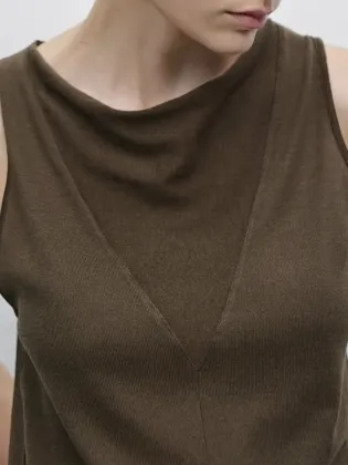 Women's elegant,versatile and high-end commuting style sleeveless T-shirt vest