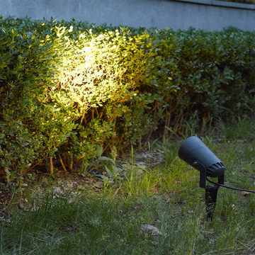 Cree LED Outdoor Spotlight Light 2202