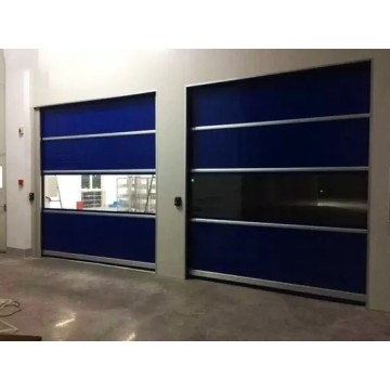 Fast rolling door for Cargo shower room