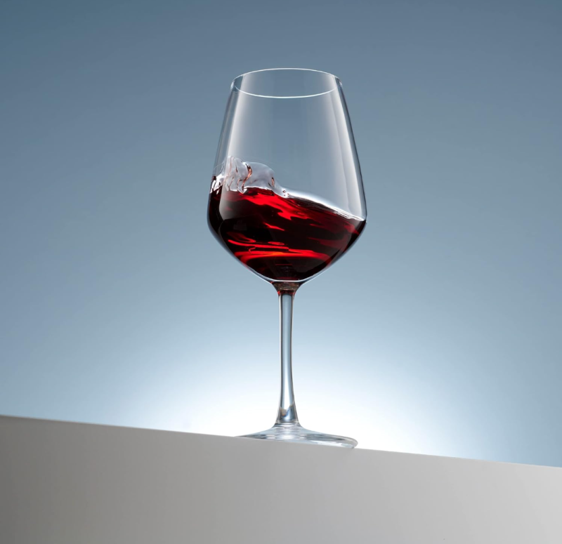 Elegant Crystal Wine Glass for Fine Dining