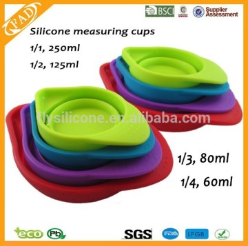 Practical Colorful Folding Novelty Silicone Measuring Cups