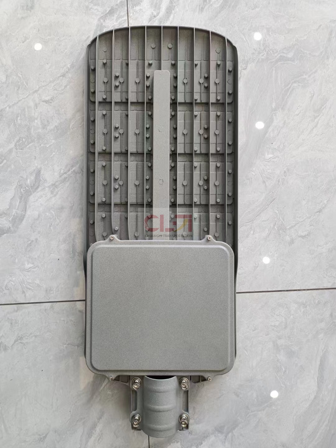 High-Efficiency Powered LED Street Lights for Urban Areas