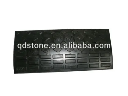 solid rubber step as a slope