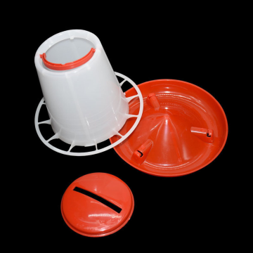 2024 Plastic Poultry Chicken Feeders and Drinkers