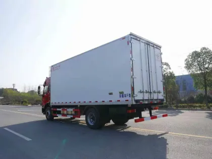 Composite Refrigerated Truck Body Refrigerated Van
