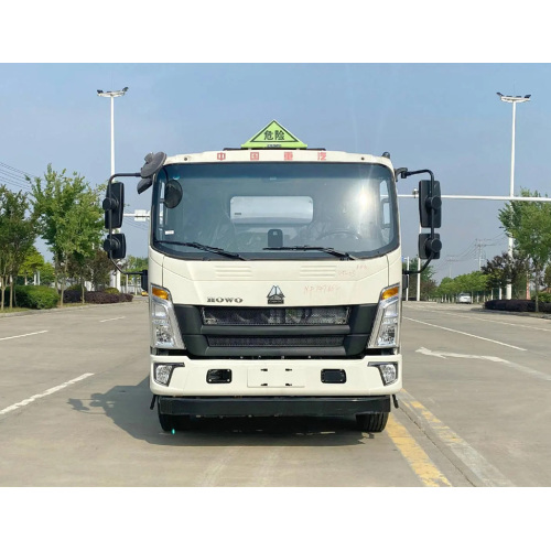 Sinotruck Howo 6000 литров Транспортный резервуар для топливного транспорта