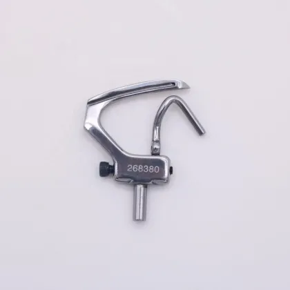 Industrial Sewing Machine Spare Parts: Yujie 268380 Looper for Singer