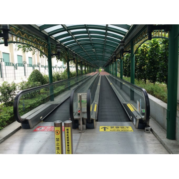 Caricamento del nastro trasportatore in acciaio inossidabile per l&#39;aeroporto