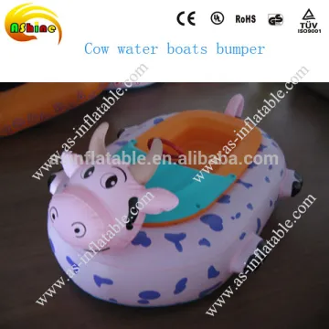 2016 top kid water park paddle boat, water bumper boat for sale