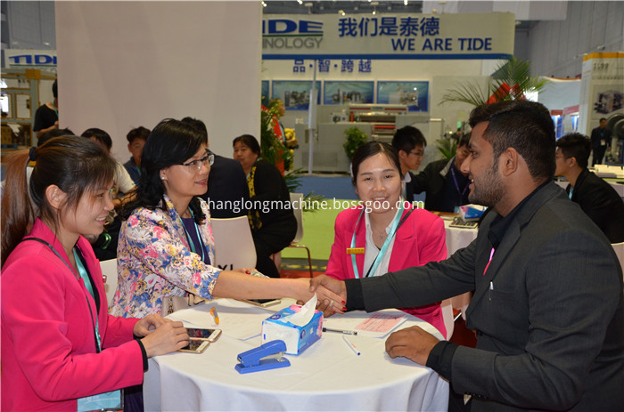 อุตสาหกรรมอุปกรณ์ภาพยนตร์ยืดลูกค้าอินเดีย Indian Customer Stretch Film Equipment Industry