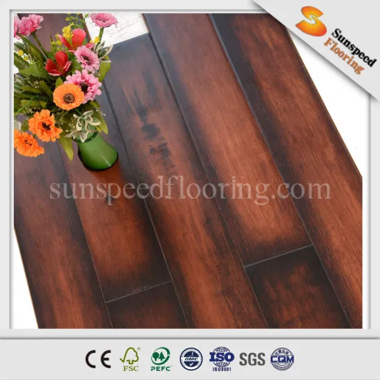 High quality 12mm AC4 natural oak pisos laminados con bicelado