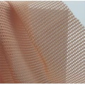 衣服の裏地とクッションのための通気性のあるメッシュを伸ばします