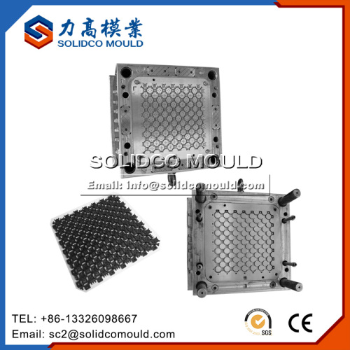 Injection mould of modular deck tile