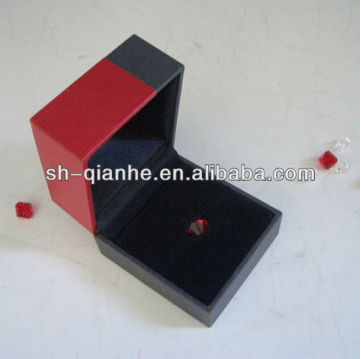 Exquisite paper jewelry packaging box