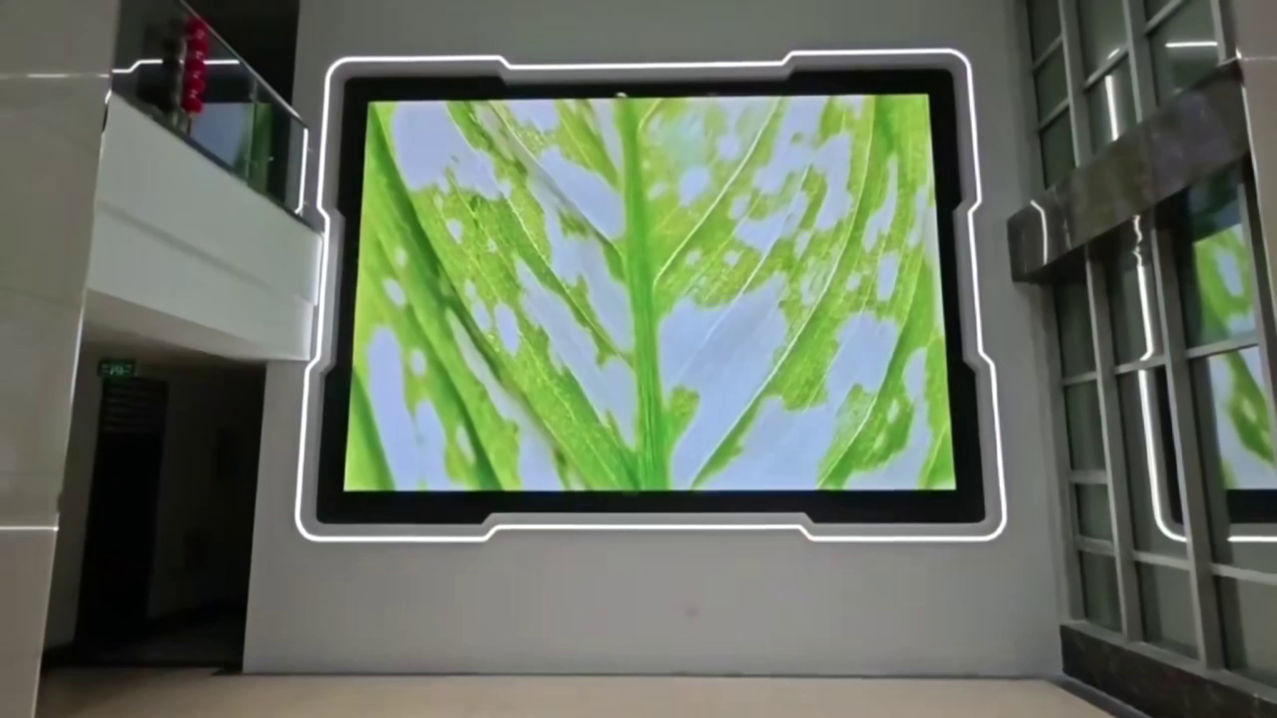 Full Color Small Pixel COB LED Video Wall for Airport, Church, Mall, and Hotel