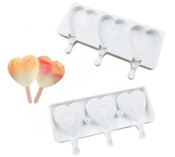 Eco-Friendly Kitchen: 3-Cavity Heart-Shaped Silicone Ice Cream Molds for Dining and Kids