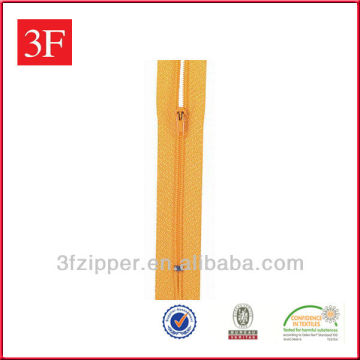 Nylon Zipper Factory
