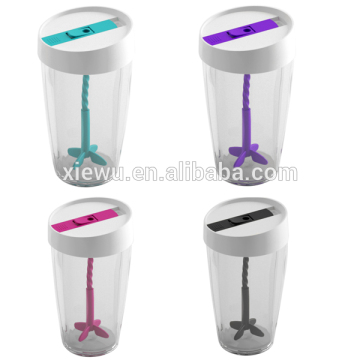 Hit-resistant portable plastic bicycle water bottle
