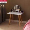 Des commodes modernes avec miroir léger à LED