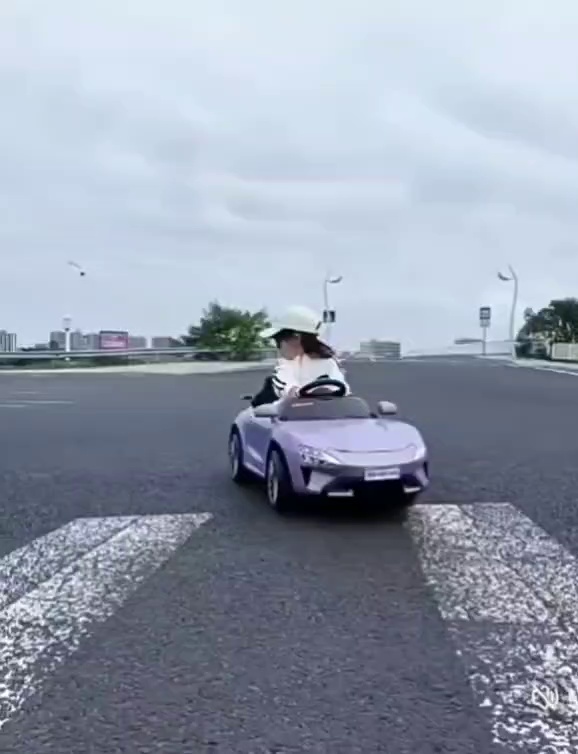 Children's Cool Four Wheel Toy Car