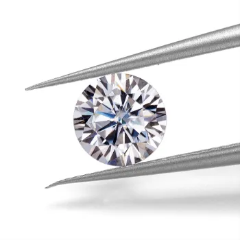 Round 2 carat Brilliant cut Moissanite DEF VVS