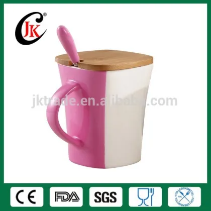 Wholesale square oktoberfest ceramic mug with wood lid