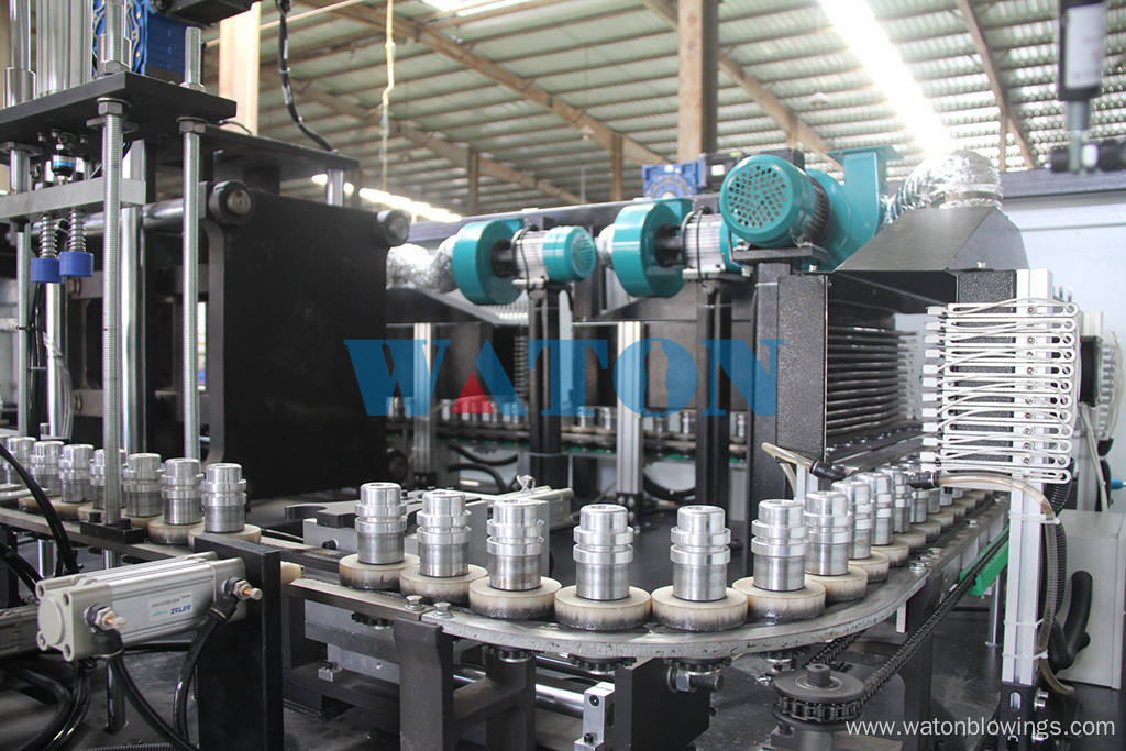 Big bottle pet blow molding machine