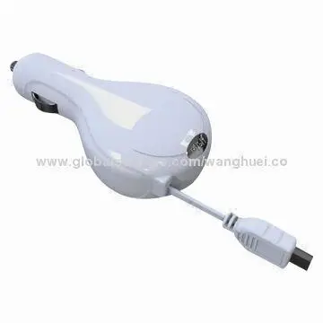 2.4A Retractable Car Charger for Mobile Phone