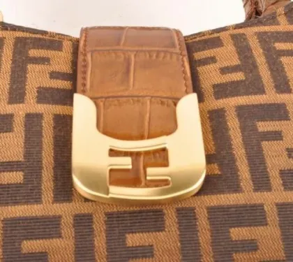 Brown Designer Imitation Fendi Shoulder Ladies Stylish Handbags With Crocodile Leather