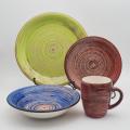 Set di stoviglie in ceramica colorata, set per la cena, stoviglie dipinte a mano