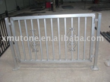 Forged aluminum fence