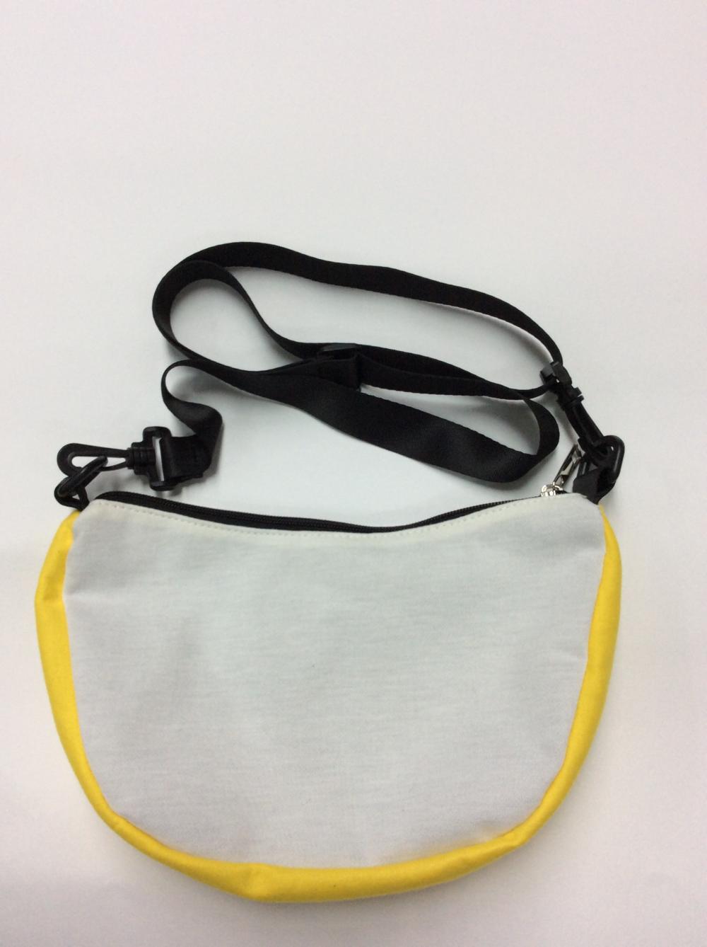 Practical arc casual shoulder bag