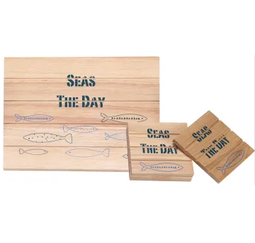 Aquare wooden coaster with pattern