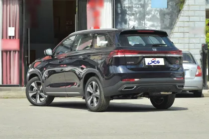 Changan AR Automobile 1.5T 188PS 7-Seater SUV with AUTOHOLD - Changan X7 Plus