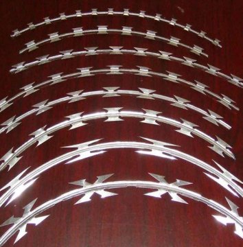 Gegalvaniseerd Razor Concertina -net