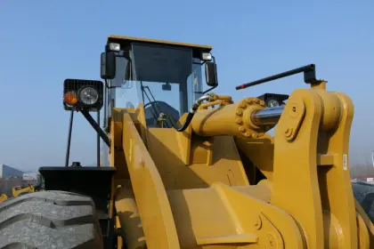 SEM 5ton Engineering & Construction Machinery/Earth-moving Machinery wheel loader SEM652D