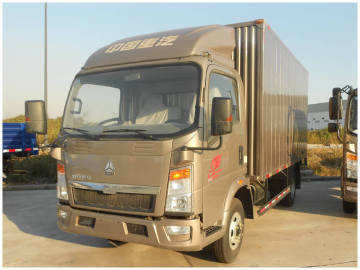 116HP HOWO SINOTRUK Light Duty Box Van Trucks