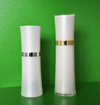 Essention oil from yellow mealworm
