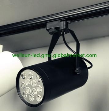 2013 New design High Power Quality LED Track light