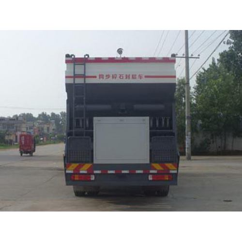 SINOTRUCK 8X4 Sinkron Chip Sealer Dijual