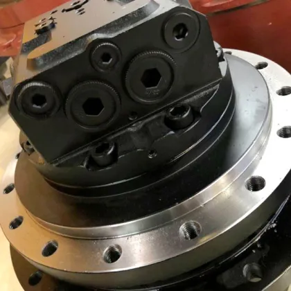 John Deere CT322 Final Drive