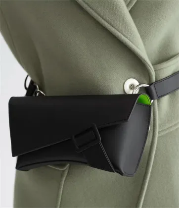 Fashion Ladies Leather Diagonal Waist Bag