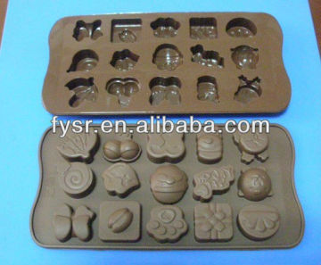 cute silicone Chocolate molds with bear feet and lip