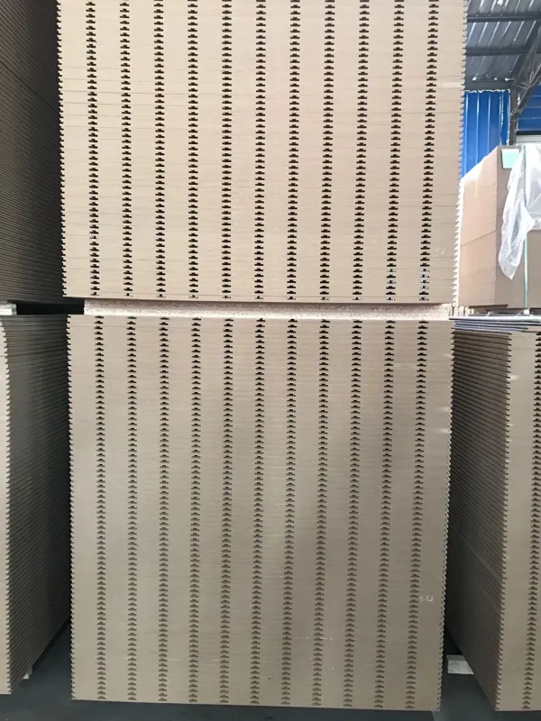 18mm 4x8FT T-Slot Slat Wall Panel