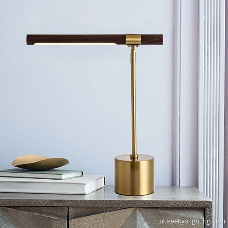 minimalistyczna delikatna lampa stołowa tekstury