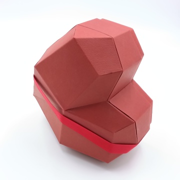 情人节纸纸箱心脏丝带礼品盒