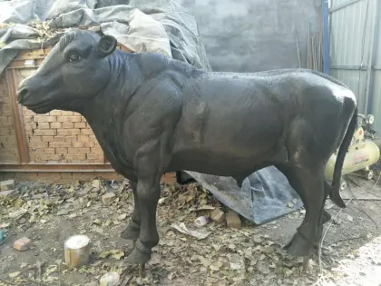 cast iron bull garden decoration