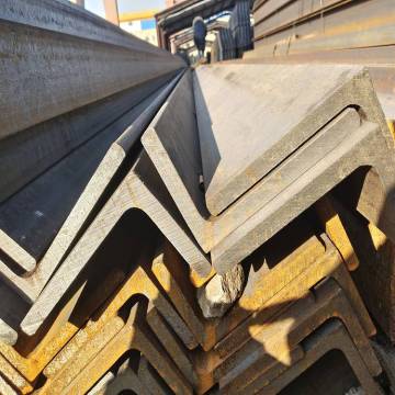 Acero de ángulo versátil para todas las necesidades de construcción