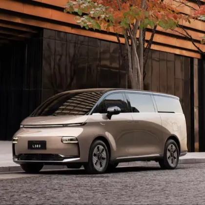 Hot Sale 2024 Geely LEVC L380 Large Electric MPV Minivan